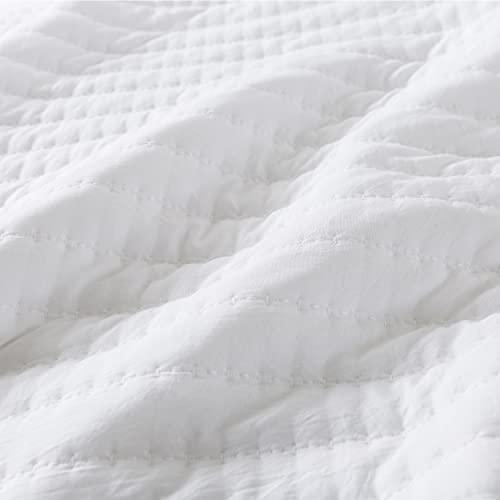 Roaringwild White Queen Quilt Bedding Set, 3 Pieces