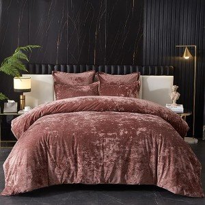 Ivellow Pink Velvet King Comforter Set, 5pcs