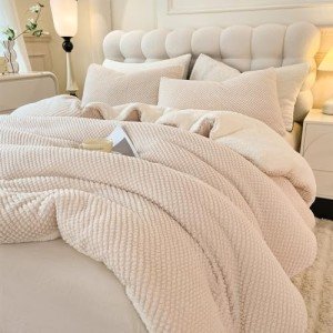 Cozy Cream King Size 3-Piece Comforter Set