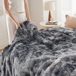 Soft Sherpa Throw Blanket for Cozy Comfort