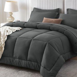 Sasttie 7-Piece Queen Comforter Set in Grey