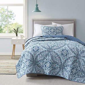 Reversible Twin Bed Quilt Set in Aqua Damask