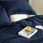 Navy Queen Size Lightweight Quilt Bedspread