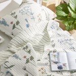 Bedsure Queen Floral Reversible Quilt Set