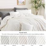 Nayoroom Fluffy Faux Fur Duvet Cover King Size Velvet Flannel White Striped Reversible Comforter Cover Winter Warm 3 Pcs Luxury Soft Shaggy Plush Fuzzy Bedding Set with Zipper Closure