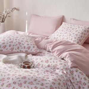 Wake In Cloud - Coquette Duvet Cover Set, Floral Cottagecore Flower Shabby Chic Cute Aesthetic, Soft Lightweight Bedding for Women Teen Girls, 3-Piece, Pink, Queen Size