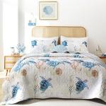 weigelia Coastal Quilt Set Queen Size - Sea Turtle Ocean Print Lightweight Soft Microfiber Summer Comforter with 2 Pillow Cases - Beach Bedding Coverlet Decor for All Seasons, Bedroom & Guest Room