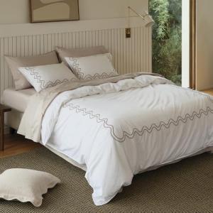 Double Stitch Supima Cotton Duvet Cover Set - 100% American Grown Cotton Embroidery Duvet Cover Queen, Luxury 600 Thread Count Sateen Weave, Hotel Quality Bedding Set, Sandstone, 90" x 90"