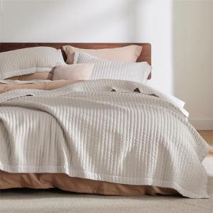 Bedsure Quilts Queen Size - Queen Quilt Bedding Set Bedspread Coverlet Comforter, Lightweight Corduroy Pattern Bedspread, 3-Piece Set with 90"x96" Coverlet & 2 Pillow Shams, All-Season Soft Microfiber