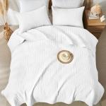 Davulos King Quilt Bedding Set,White Ultrasonic King/Cal King Quilt Set Reversible Microfiber Bedspread,Lightweight Soft Modern Geometric Coverlet Set for All Seasons(1 Quilt,2 Pillow Shams)