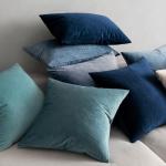 MIULEE Velvet Throw Pillow Covers 18x18 Inch, Pack of 2 - Dark Blue, Super Soft Decorative Square Cushion Cases Modern Luxury Home Decor for Sofa, Couch, Bed, Chair with Invisible Zipper