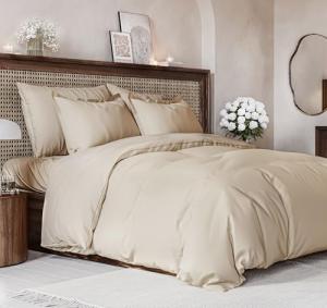 Duvet Cover Queen Size Set - Extra Soft Queen Size Duvet Cover 90 x 90 with 2 Pillow Shams - Hotel Luxury, Easy Care and Fade Free with Zipper Closures & Ties - Comfy, Breathable Bedding Set (Wheat)