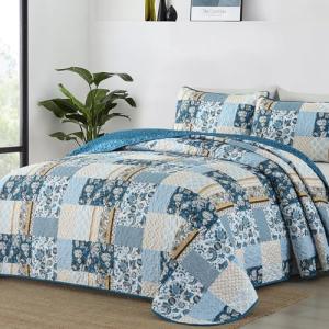 Blue Patchwork Quilt Set for Queen Beds, 3 Pieces