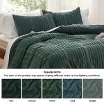 Bedsure Luxury Duvet Cover Queen Size - Striped Tufted Boho Bedding Set, Shabby Chic Home Bedding (90"x90") with 2 Pillowcases for All Season, Forest Green，Comforter Not Included