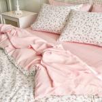 Wake In Cloud - Floral Comforter Set, Coquette Cottagecore Aesthetic Cute Flower Pattern for Women Teen Girls, Soft Lightweight Dorm Bedding, 3 Piece, Pink, Full Size