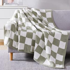 Sage Green Checkered Cozy Throw Blanket