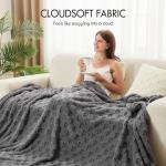 Kaisa Cozy 3D Checkered Fleece Throw Blanket