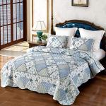 Blue Floral Patchwork Quilt Set, Full/Queen Size