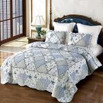 Blue Floral Patchwork Quilt Set, Full/Queen Size
