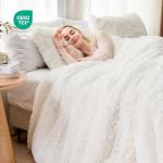 Plush White Shaggy Duvet Cover Set - Queen