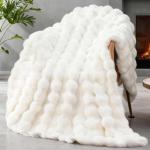 Cozy Faux Fur Throw Blanket for Couch