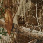 Northwest Realtree King Bed in a Bag Set, 1 Comforter, 1 Fitted Sheet, 1 Flat Sheet, 2 Pillowcases, All Seasons, Camo Bedding with Realtree Edge Design