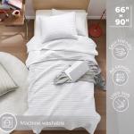 Kienna Lightweight Quilt Set with Matching Sham