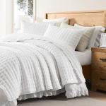 WDCOZY White Queen Size Quilt Bedding Sets with Pillow Shams, Lightweight Soft Bedspread Coverlet, Quilted Blanket Thin Comforter Bed Cover, All Season Summer Spring, 3 Pieces, 90x90 inches