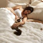 Bedsure GentleSoft Fluffy Fuzzy Throw Blanket, Soft Cozy Fleece Faux Fur Blanket for Couch, Living Room Decor Minky Velvet Spring Bed Cover, Thick Warm Plush Women Men Birthday Gifts, 870GSM, Cream