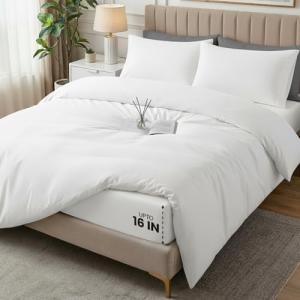 Utopia Bedding 4 Piece Bedding Set - 1 Fitted Sheet (54x75), 1 Duvet Cover Full Size, 2 Pillow Case (20x30) - All Season Luxury Bed in a Bag with Zippered Full Duvet Cover - No Comforter (White)