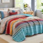 Bohemian Queen Quilt Set with Striped Design