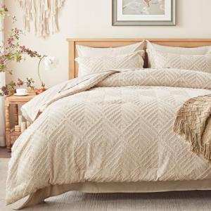 Beige Tufted King Size 7-Piece Bedding Set
