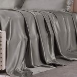 Luxurious 4-Piece Mulberry Silk Bed Set