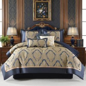 PlushVibes 7-Piece King Comforter Set Bed in a Bag, Luxury Navy/Gold Vintage Damask Jacquard Design, Luxurious Patchwork Reversible All-Season Bedding, Soft Faux Silk Fluffy Thick Comforter 104"x90"