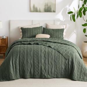 Bedsure 100% Cotton Quilt Set - Queen Size Bedspread, Lightweight Soft Bed Coverlet, PureWoven, 3-Piece Cozy Stitching Quilt Set with 2 Pillow Shams in Geometric Pattern, 90x96, Olive Green