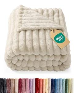 Super Soft Fleece Blanket Throw Size - Fleece Throw Blanket for Bed, Couch & Chair - Cozy, Warm & Breathable - All Season Fuzzy, Cute Decor, Microplush Bedding for Women, Men & Teens - 50x60, Cream