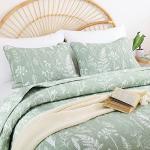 JANZAA Quilt King Size Sage Green Quilt Bed Spread Boho Quilt with Floral Pattern Microfiber Quilts Set 3 Pieces Lightweight Comforter Reversible Bedding Set 1 King Size Quilts and 2 Pillowcases