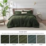 Bedsure Queen Comforter Set - Dark Green Soft Bedding for All Seasons, Cationic Dyed Bed Set, 3 Pieces, 1 Queen Size Comforter (90"x90") and 2 Pillow Shams (20"x26"+2")