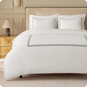 Bedsure 100% Cotton Percale Duvet Cover Queen, Luxury Hotel Duvet Cover, White Comforter Cover with Embroidery, PureWoven Breathable & Lightweight Bedding Set for All Season, 3 Pieces, 90"x90"