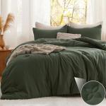 Bedsure Queen Comforter Set Olive Green, Soft Prewashed Queen Size Bedding, Quilted Comforter with Clover Design, Down Alternative Comforter for All Seasons, 3 Pieces Bed Set with 2 Pillow Shams