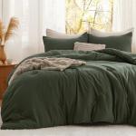 Bedsure Queen Comforter Set Olive Green, Soft Prewashed Queen Size Bedding, Quilted Comforter with Clover Design, Down Alternative Comforter for All Seasons, 3 Pieces Bed Set with 2 Pillow Shams
