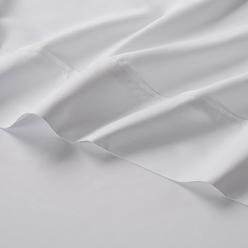 Serta Classic Queen Bedding Set with Pillows