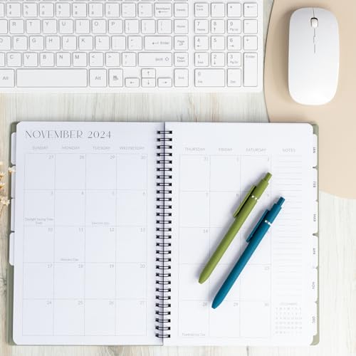 2024-2025 Academic Planner: Daily & Monthly Spreads