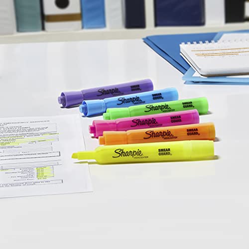 Fluorescent Yellow Sharpie Tank Highlighters, 12 Count