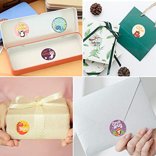 Pack of 500 4 cm Motivational Stickers for Children Self-Adhesive Teacher Reward Stickers with 8 Cute Animals Motifs Reward Stickers Teacher Supplies for Teachers Parents in Class and at Home etc.