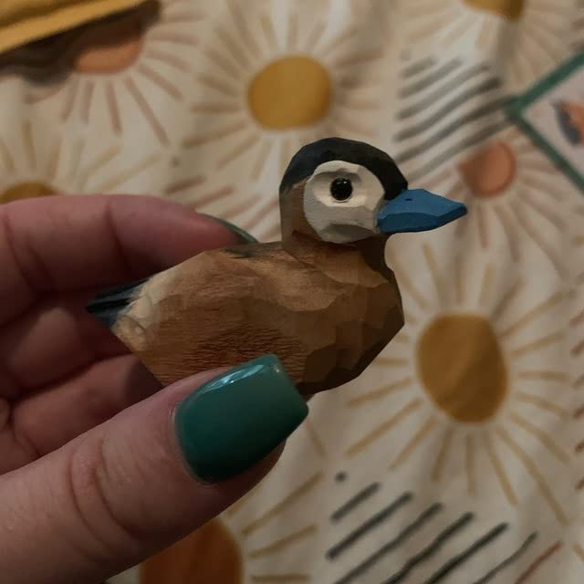Ruddy Duck Wooden Figurine - Blue Bill Miniature Bird Statue Handmade Carving Home Decor Decoration Decoy Small Animals