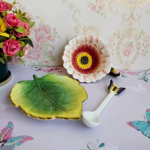 Minigift Ceramic Tea Cup and Saucer Set ，6OZ 3D Hand-Painted Daisy Flower Coffee Mug，Gift for Women