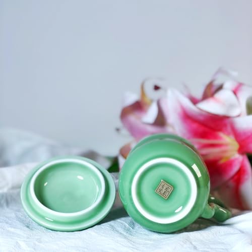 Celadon Bamboo Ceramic Tea Cup with Lid