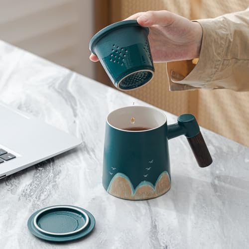 CERMIC Tea Infuser Mug with Lid，13.5oz Ceramic Tea Cup With Sandalwood Handle，Hand made Mountain Bird Pattern on Loose Leaf Tea Mug Tea Steeping Mug for gift (Green)