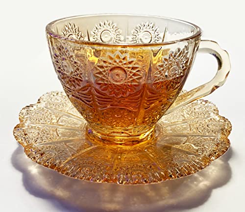 Mazeology Vintage Embossed Sunflower Flower Design Set of Two Amber Pressed Glass Cups and Saucers Set Made of Retro Relief Lead-free Glass Perfect for Serving Coffee or Afternoon Tea